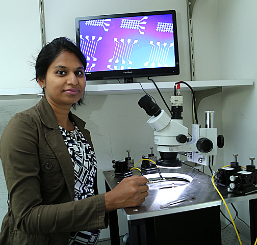 Dr. Rashmi Jha is working on a smartphone computer chip that can learn, evolve and anticipate your needs.