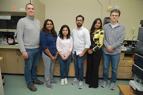 Dr. Michal Marszewski, Manjula Kandage, Hasaruwani Kiridena, Yohan Sudusingha, Dr. Sharmila Thenuwara and Dr. Dragan Isailovic evaluated carbonized corncobs for the removal of cyanotoxins from water in research published in Separations.