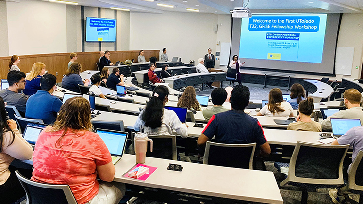 A photo of workshop hosted by The University of Toledo's T32 Graduate Research Training Initiative for Student Enhancement (G-RISE).