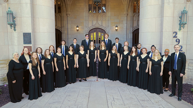 Group portrait of The UToledo Chamber Singers, a select ensemble specializing in classical choral literature from the 16th through the 21st centuries.