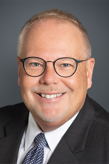 Headshot of Dr. Charles “Chuck” Callahan, a clinical psychologist and experienced healthcare CEO, who will join UToledo on Feb. 3 as the first executive vice president for Health Affairs to lead the institution’s clinical enterprise.