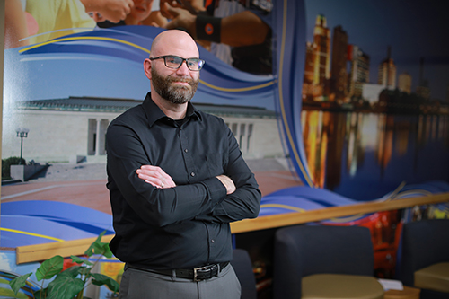 Portrait of Adam Hintz, who oversees the new UToledo Academic Advising Center.