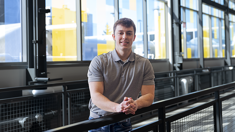 Portrait of Jacob Reinhart, a mechanical engineering student who will graduate May 3.