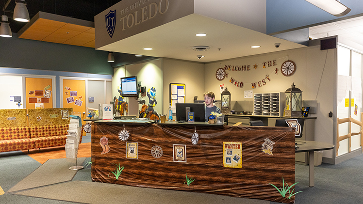 Rocket Solution Central’s “Welcome to the Wild West” theme won first place, transforming the space into a western-themed design.
