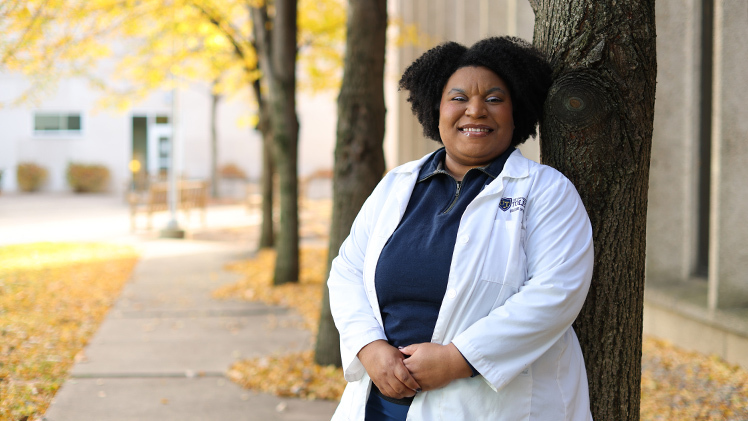 Portrait of Uhunoma “Noma” Aguebor, who is graduating with her doctor of nursing practice on Dec. 13, 2025.