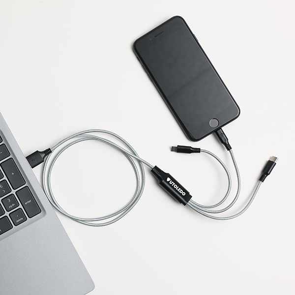 Photo of the UToledo charger cable.