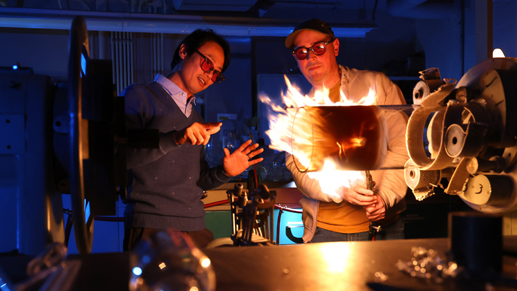 As the resident glass expert at UToledo, Dr. Donghui Zhao is collaborating with industry partners through the Northwest Ohio Glass Innovation Hub and aligning corporate research needs with experiential opportunities for students studying materials science.