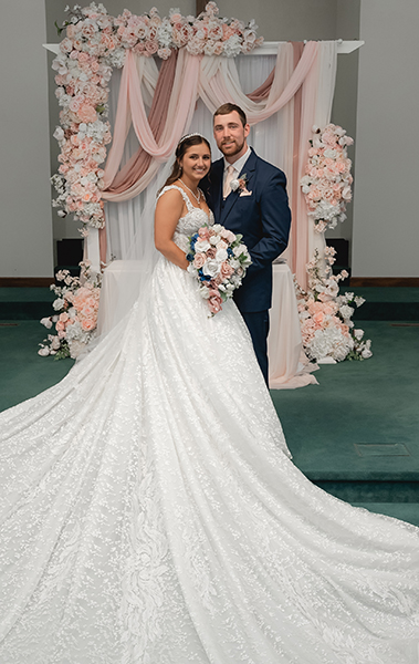 Wedding portrait of Tyler and Jillian Hespe.