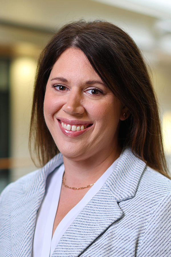 Headshot of Jen Sogenfrei