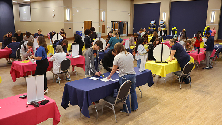 UToledo’s Special Accounts and Financial Wellness Office presented Rocket Budget Blast Off, an interactive experience designed to teach students about budgeting and personal finance, to more than 500 high school students on Wednesday.